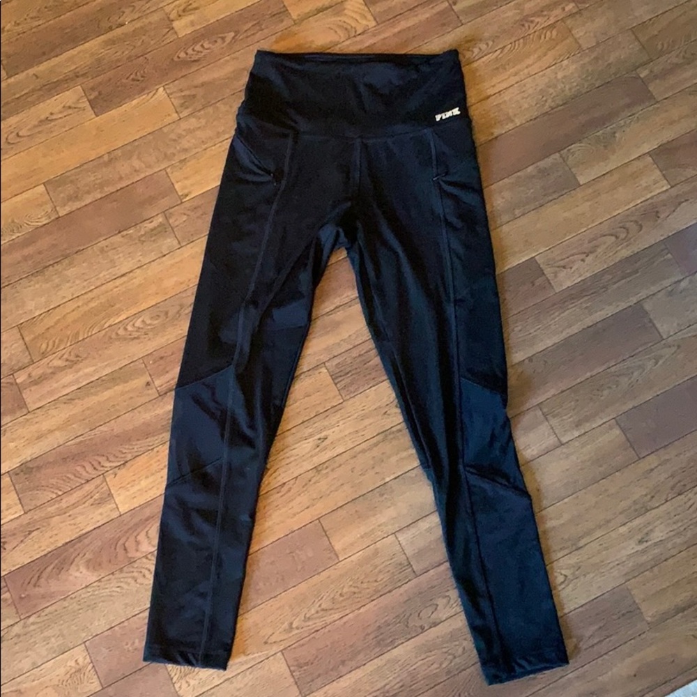 PINK Victoria’s Secret Ultimate leggings